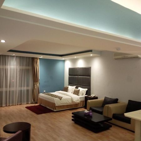 Shayah Suites Jeddah Bagian luar foto