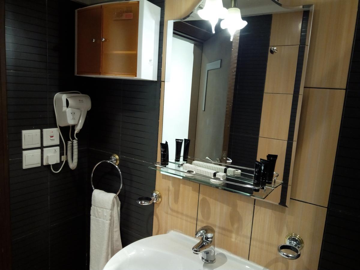 Shayah Suites Jeddah Bagian luar foto