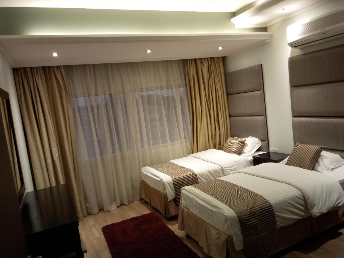 Shayah Suites Jeddah Bagian luar foto