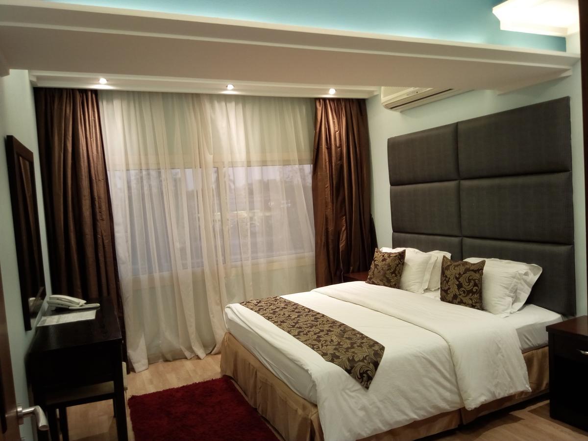 Shayah Suites Jeddah Bagian luar foto